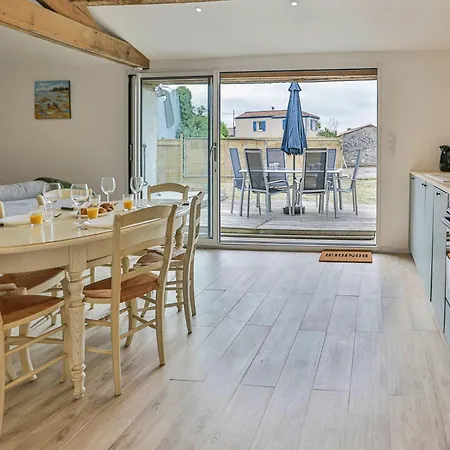 Casa de Férias Longere Renovee Avec Sauna Proche De La *