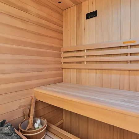 Casa de Férias Longere Renovee Avec Sauna Proche De La Longeville-sur-Mer